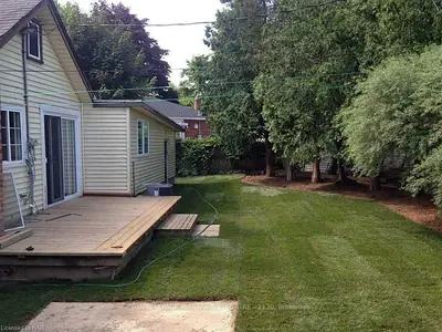 24 Circle Street, Niagara-on-the-lake, On L0s 1j0