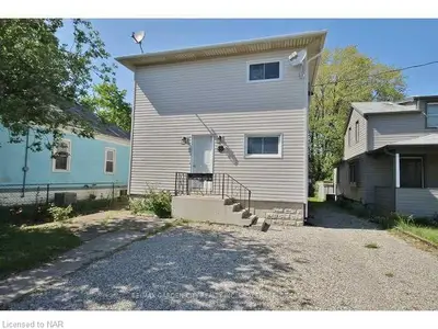 37 CARLTON Street, St. Catharines, ON L2R 1P9