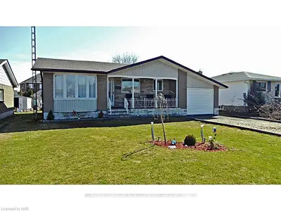 42 ROYAL Road, Port Colborne, ON L3K 4W9