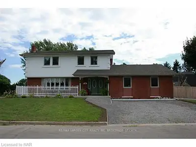236 OLGA Drive, Port Colborne, ON L3K 5T9