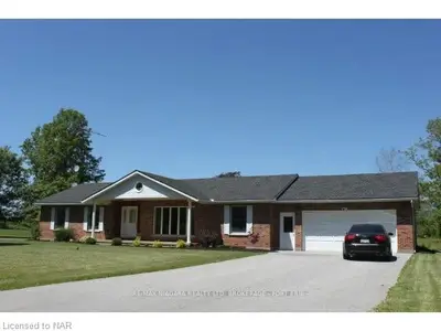 4860 SHERKSTON Road, Fort Erie, ON L0S 1N0
