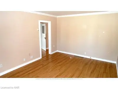 81 JOHNSTON Street, Port Colborne, ON L3K 1G8
