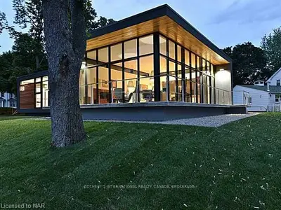 751 Niagara River Parkway, Fort Erie, On L2a 3j3