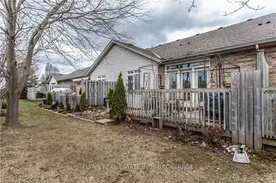 5200 Dorchester Road 11, Niagara Falls, On L2e 7m6