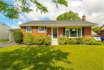 17 Edgewood Avenue, Welland, On L3c 1n6