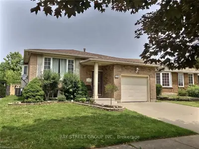 6171 Charnwood Avenue, Niagara Falls, On L2h 2l5