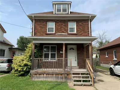 214 Lincoln Street, Welland, On L3b 4m9