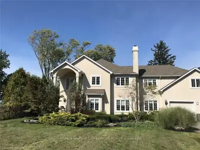 10 Firelane 12a Road, Niagara-on-the-lake, On L0s 1j0