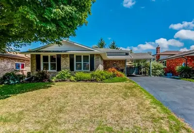 136 ROYAL OAK Drive, Welland, ON L3C 5V9