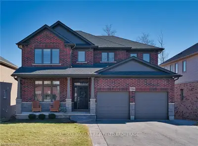 7394 Lionshead Avenue, Niagara Falls, On L2g 0a6