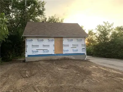196 Tanbark Road, Niagara-on-the-lake, On L0s 1p0