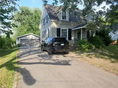 5566 Green Avenue, Niagara Falls, On L2h 1p7