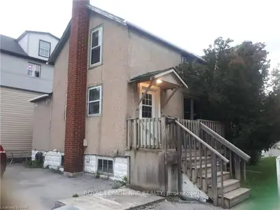 25 Nickel Street, Port Colborne, On L3k 1b1