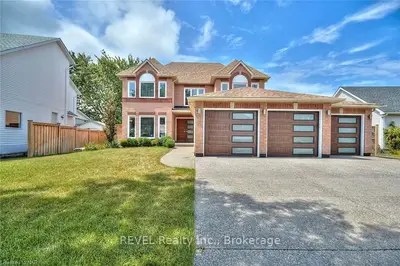 603 Simcoe Street, Niagara-on-the-lake, On L0s 1j0