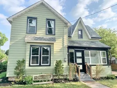 41 George Street, Port Colborne, On L3k 3s2
