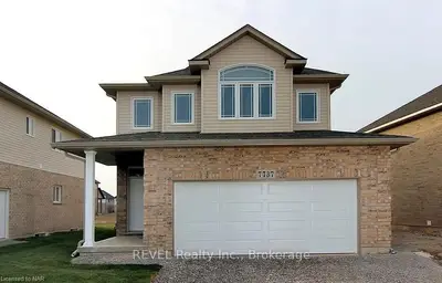7737 HANNIWELL Street, Niagara Falls, ON L2G 0H5