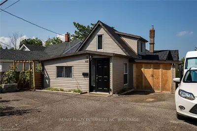 82 Merritt Street E, St. Catharines, On L2t 1j6