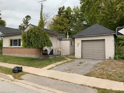 15 FORSYTHE Street, Fort Erie, ON L2A 1W8