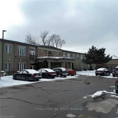 6365 Drummond Road 101, Niagara Falls, ON L2G 4N1
