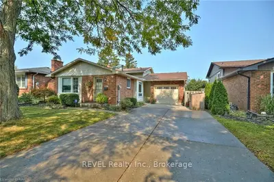 7359 GREENBOUGHS Road, Niagara Falls, ON L2J 3Y8
