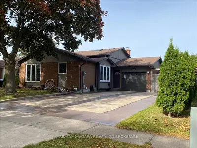 7349 Green Boughs Road, Niagara Falls, ON L2J 3Y8