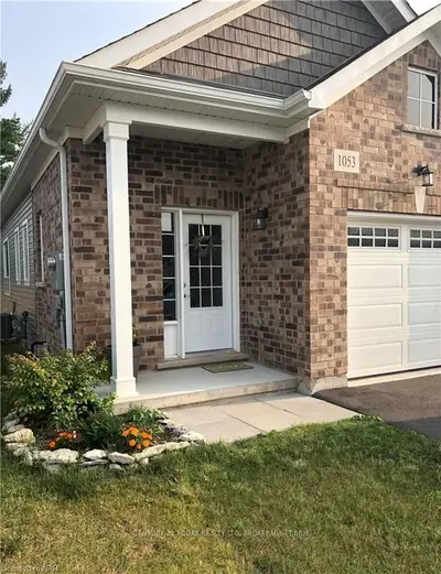 1053 Meadowood Street, Fort Erie, On L2a 0c1
