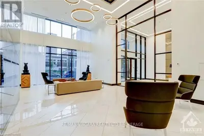 255 Bay Street 206, Ottawa Centre, ON K1R 0C5