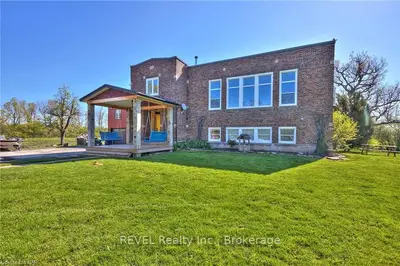 1744 RIDGEMOUNT RD Road, Fort Erie, ON L2A 5M4