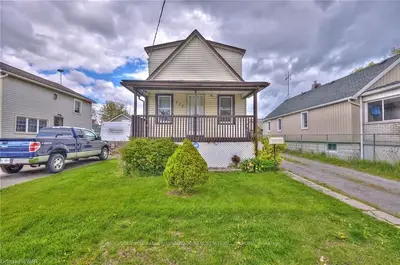127 Mitchell Street, Port Colborne, On L3k 1x9