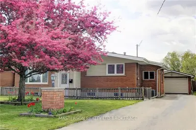 4137 CAMPBELL Avenue, Niagara Falls, ON L2G 6R3