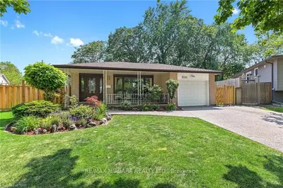 6551 Alderbrae Court, Niagara Falls, On L2h 2a1