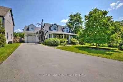 927 Church Street, Pelham, On L0s 1c0