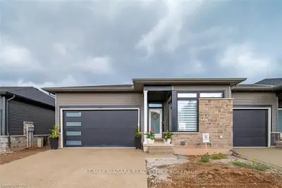 8974 Willoughby Drive Drive 3, Niagara Falls, On L2g 0y7