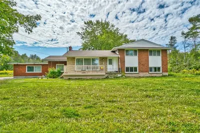 79 Oxford Road, Welland, ON L3B 5N4