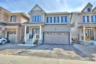 8040 BLUE ASH LANE Lane, Niagara Falls, ON L2H 0N9