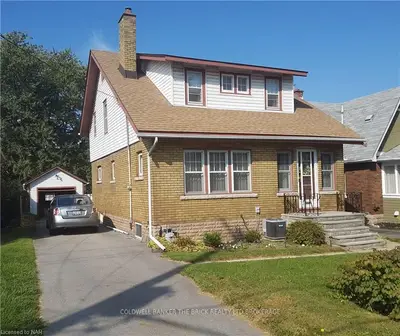 5805 DORCHESTER Road, Niagara Falls, ON L2G 5S6