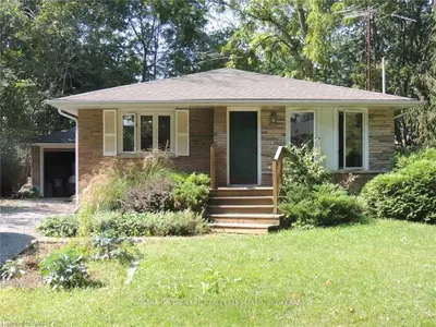 10 Dixie Avenue, Niagara-on-the-lake, On L0s 1j0