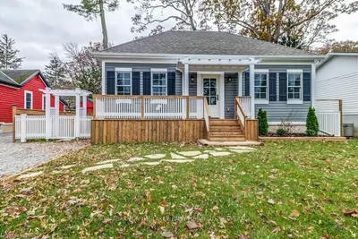 12 WYCKLIFFE Avenue, Niagara-on-the-Lake, ON L0S 1J0