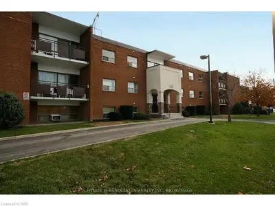 242 E OAKDALE Avenue 107, St. Catharines, ON L2P 3K5
