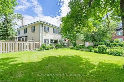 3552 BRIDGEWATER Street, Niagara Falls, ON L2G 6H1