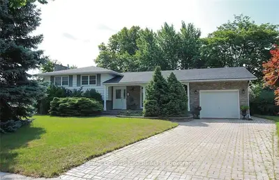 19 WOODINGTON Place, Welland, ON L3C 2J1