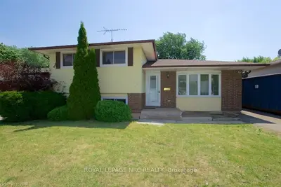 58 TRELAWN Parkway, Welland, ON L3C 1W5