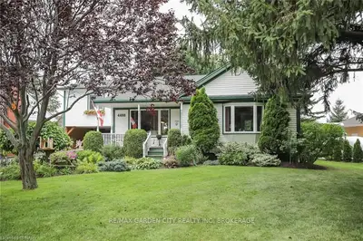 4488 Lincoln Avenue, Lincoln, ON L0R 1B3