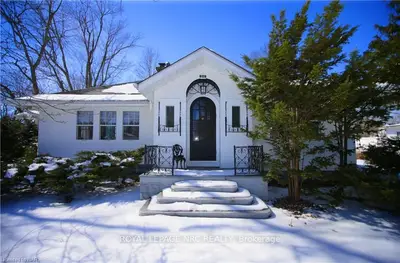 183 CRYSTAL PLAZA Street W, Fort Erie, ON L0S 1B0