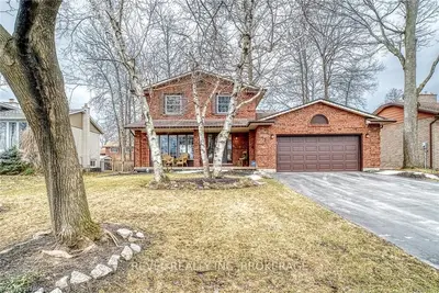 73 Sherwood Forest Trail, Welland, ON L3C 5X7