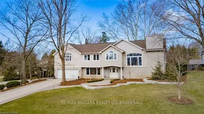 25 MELROSE Drive, Niagara-on-the-Lake, ON L0S 1J0
