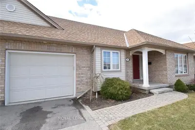 6 WOOD Street 16, St. Catharines, ON L2N 2A9