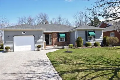 31 THE PROMENADE, Niagara-on-the-Lake, ON L0S 1J0