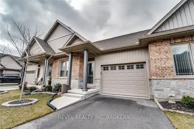 5490 Prince Edward Avenue 7, Niagara Falls, ON L2G 1E1