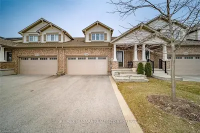 7530 CLUBVIEW Lane, Niagara Falls, ON L2G 0A8